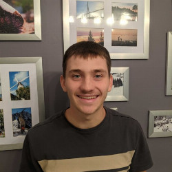 Léo
