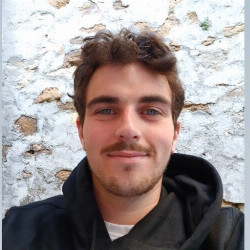Théo